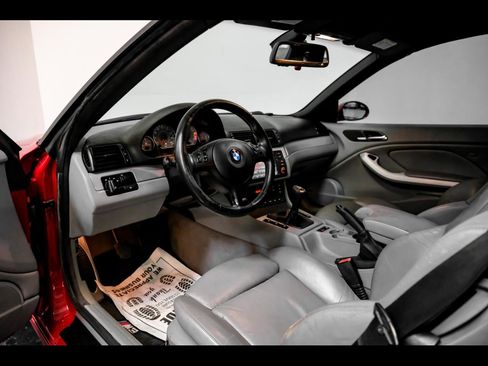 Used 2005 BMW M3 M3 2dr Convertible image 3