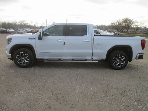 New 2026 GMC Sierra 1500 SLT w/ SLT Premium Plus Package AWD/4WD image 10