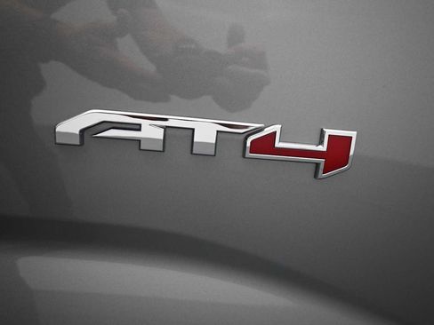 Used 2026 GMC Terrain AT4 w/ Convenience Package III AWD/4WD image 21