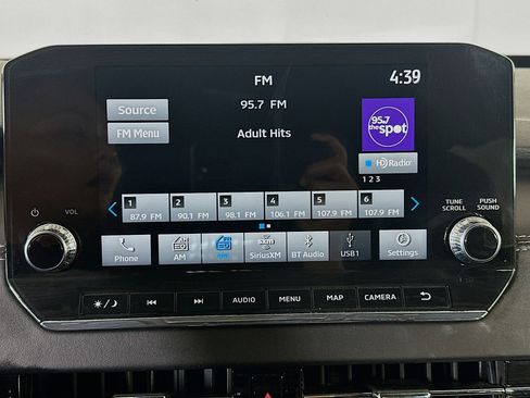 Used 2024 Mitsubishi Outlander SE image 21