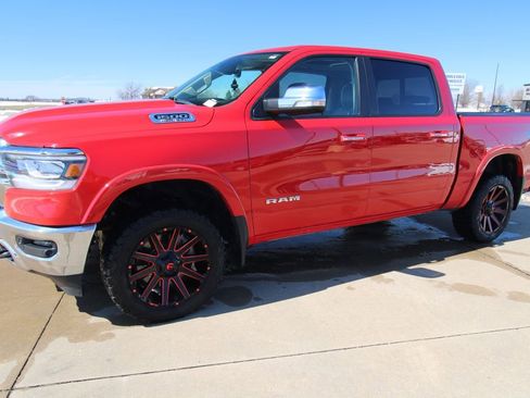 Used 2019 RAM 1500 Laramie image 18
