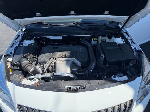 Used 2017 Buick Regal Premium FWD image 27
