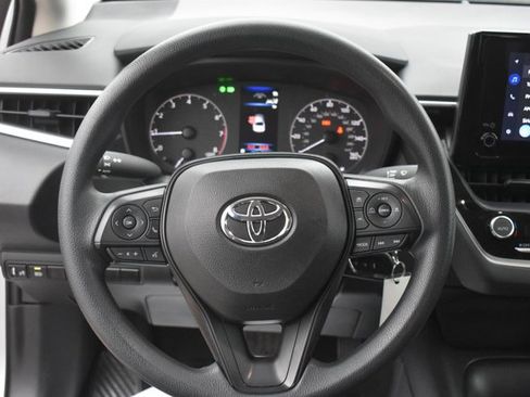 Used 2024 Toyota Corolla LE image 18