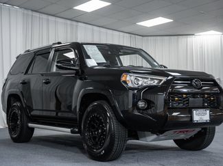 Used 2024 Toyota 4Runner SR5 Premium w/ Moonroof Package AWD/4WD video 1