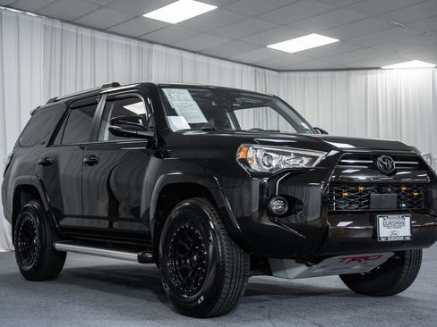 Used 2024 Toyota 4Runner SR5 Premium w/ Moonroof Package AWD/4WD image 1