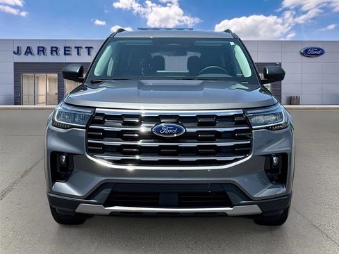 New 2026 Ford Explorer Active w/ Active Comfort Package RWD image 2