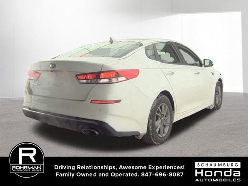 Used 2020 Kia Optima LX image 2