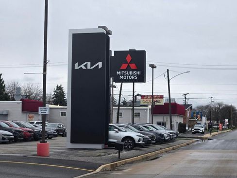 Used 2025 Mitsubishi Outlander Sport ES image 7