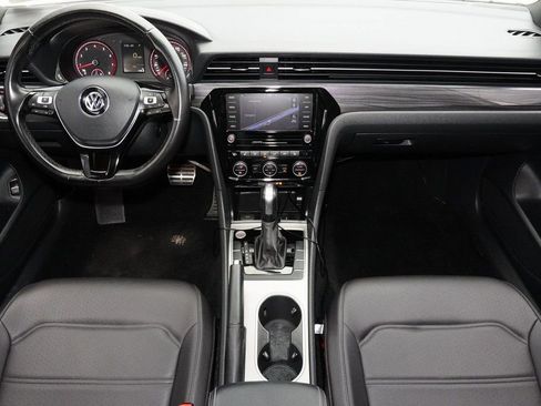 Used 2022 Volkswagen Passat 2.0T R-Line image 23