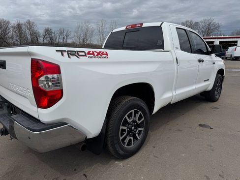Used 2014 Toyota Tundra SR5 image 11