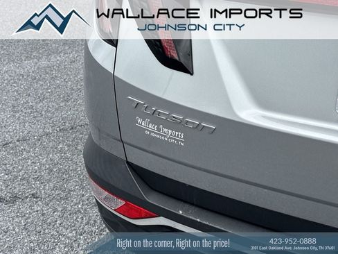 Used 2022 Hyundai Tucson SEL w/ Convenience + Premium Package AWD/4WD image 12