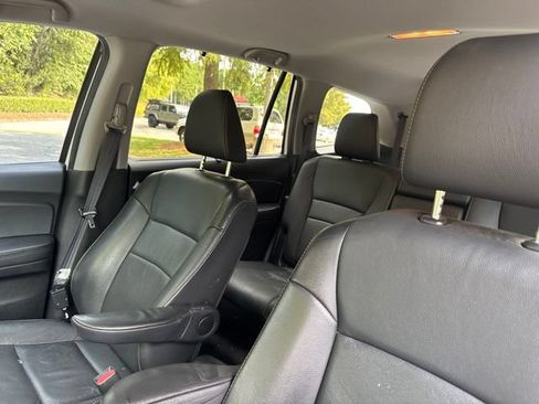 Used 2021 Honda Pilot Special Edition image 11