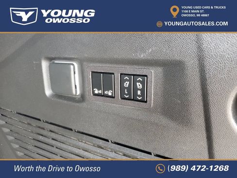 Used 2023 GMC Yukon Denali AWD/4WD image 34