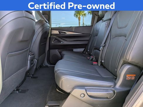 Certified 2025 INFINITI QX60 Luxe FWD image 16