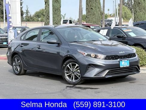 Used 2024 Kia Forte LXS FWD image 2