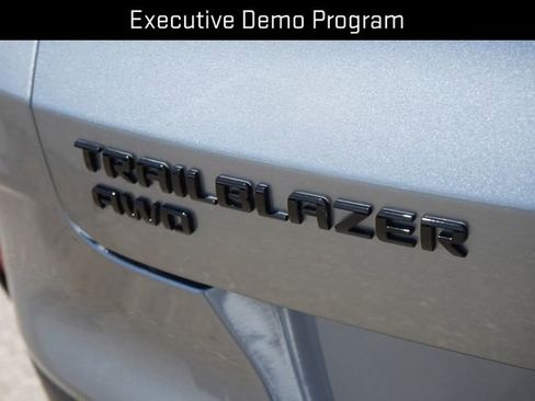 Used 2026 Chevrolet TrailBlazer RS w/ Convenience Package AWD/4WD image 12