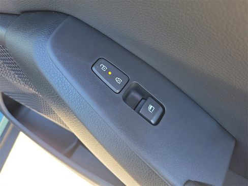 New 2026 Kia Seltos EX image 11