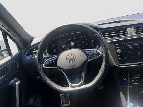 Certified 2023 Volkswagen Tiguan SEL R-Line AWD/4WD image 12