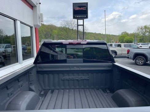 Used 2023 GMC Sierra 1500 AT4X AWD/4WD image 20