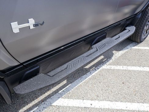 New 2026 GMC Hummer EV 3X w/ Carbon Fiber Edition Package image 11