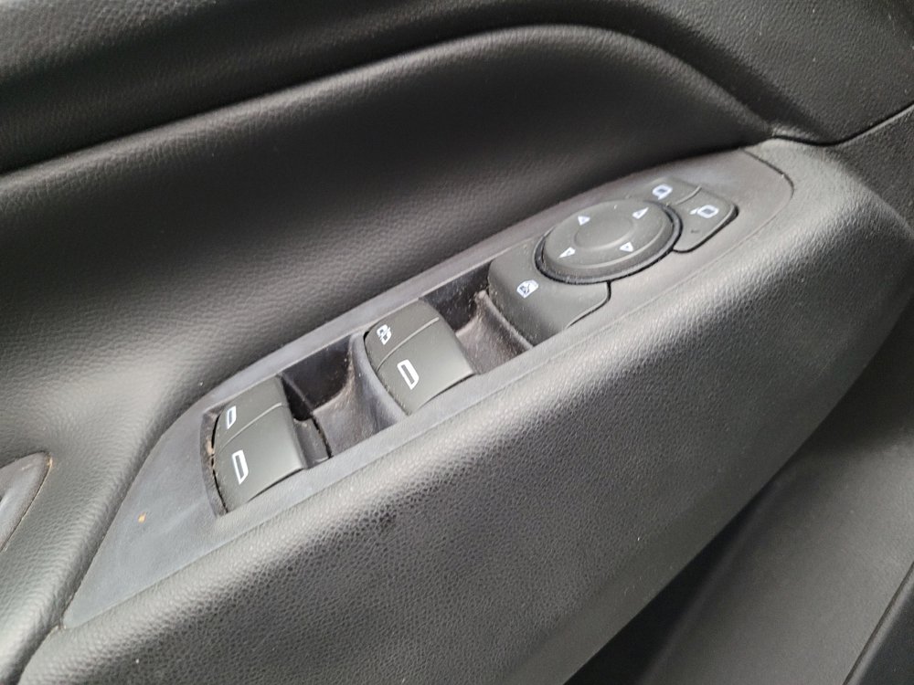 Used 2018 Chevrolet Equinox LT FWD image 27