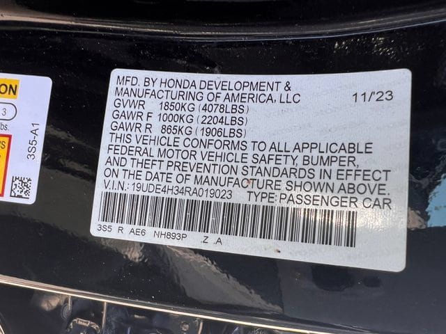 Used 2024 Acura Integra A-Spec FWD image 32
