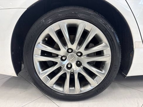 Used 2015 Lexus LS 460 w/ Comfort Package RWD image 38