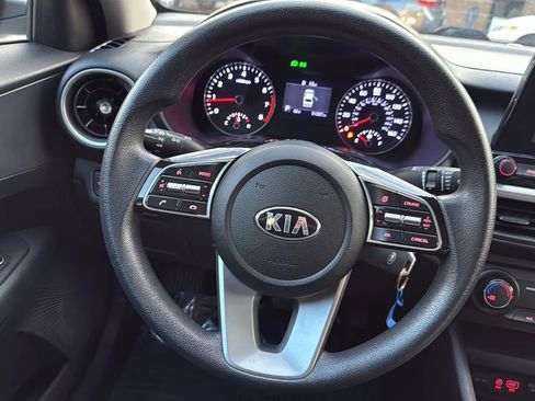 Used 2021 Kia Forte LXS image 27