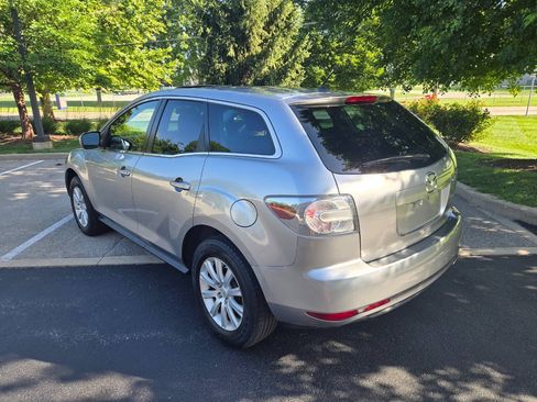 Used 2010 MAZDA CX-7 i Sport w/ Convenience Pkg FWD image 8