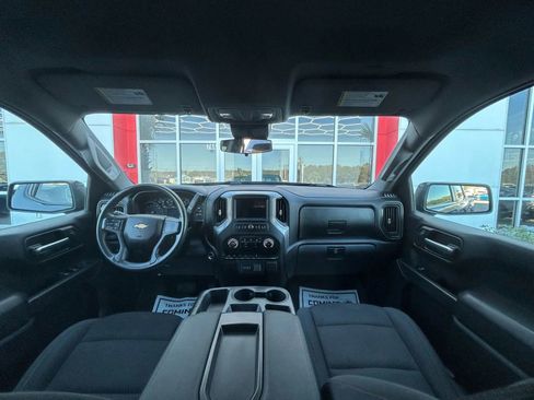Used 2023 Chevrolet Silverado 1500 W/T w/ WT Value Package AWD/4WD image 9