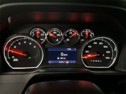 Used 2022 Chevrolet Silverado 2500 LT w/ Convenience Package image 12