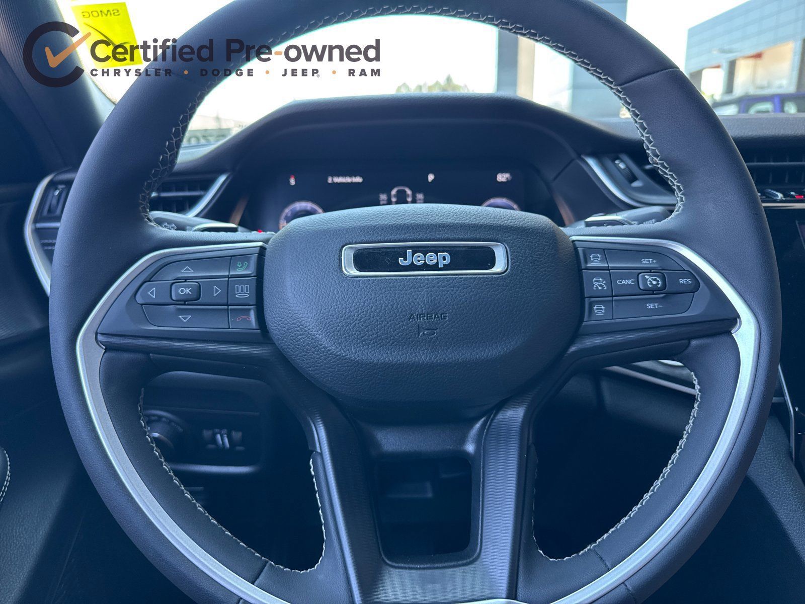 Used 2023 Jeep Grand Cherokee L Laredo AWD/4WD image 23