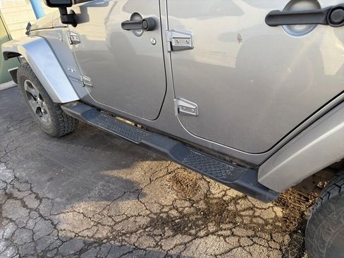 Used 2018 Jeep Wrangler Unlimited Sahara image 22