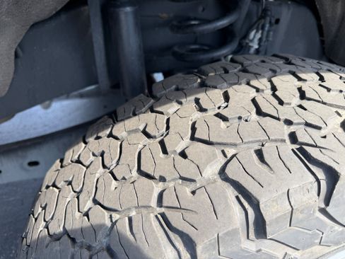 Used 2024 Ford F250 XLT w/ FX4 Off-Road Package AWD/4WD image 37