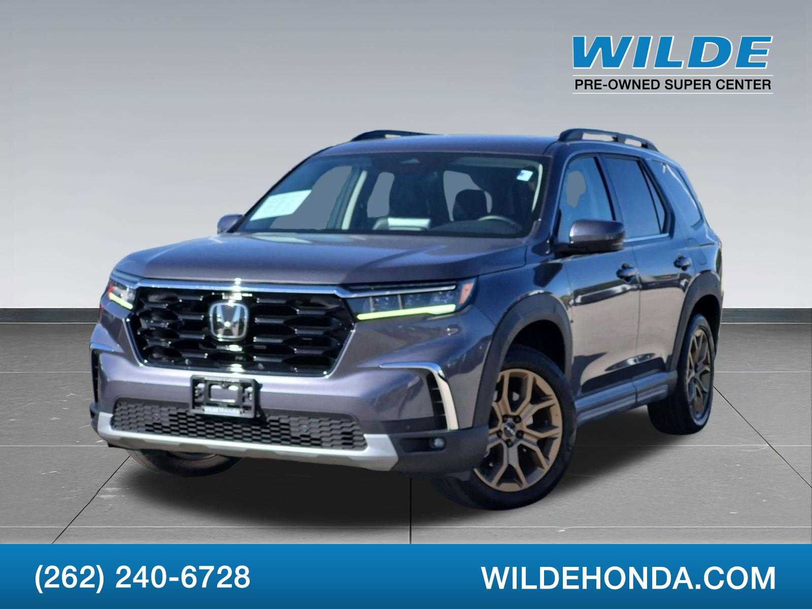 Certified 2024 Honda Pilot Touring image 1