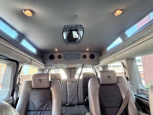 Used 2016 Ford Transit 150 XLT RWD image 13