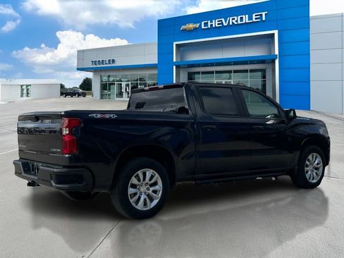 Used 2023 Chevrolet Silverado 1500 Custom AWD/4WD image 5