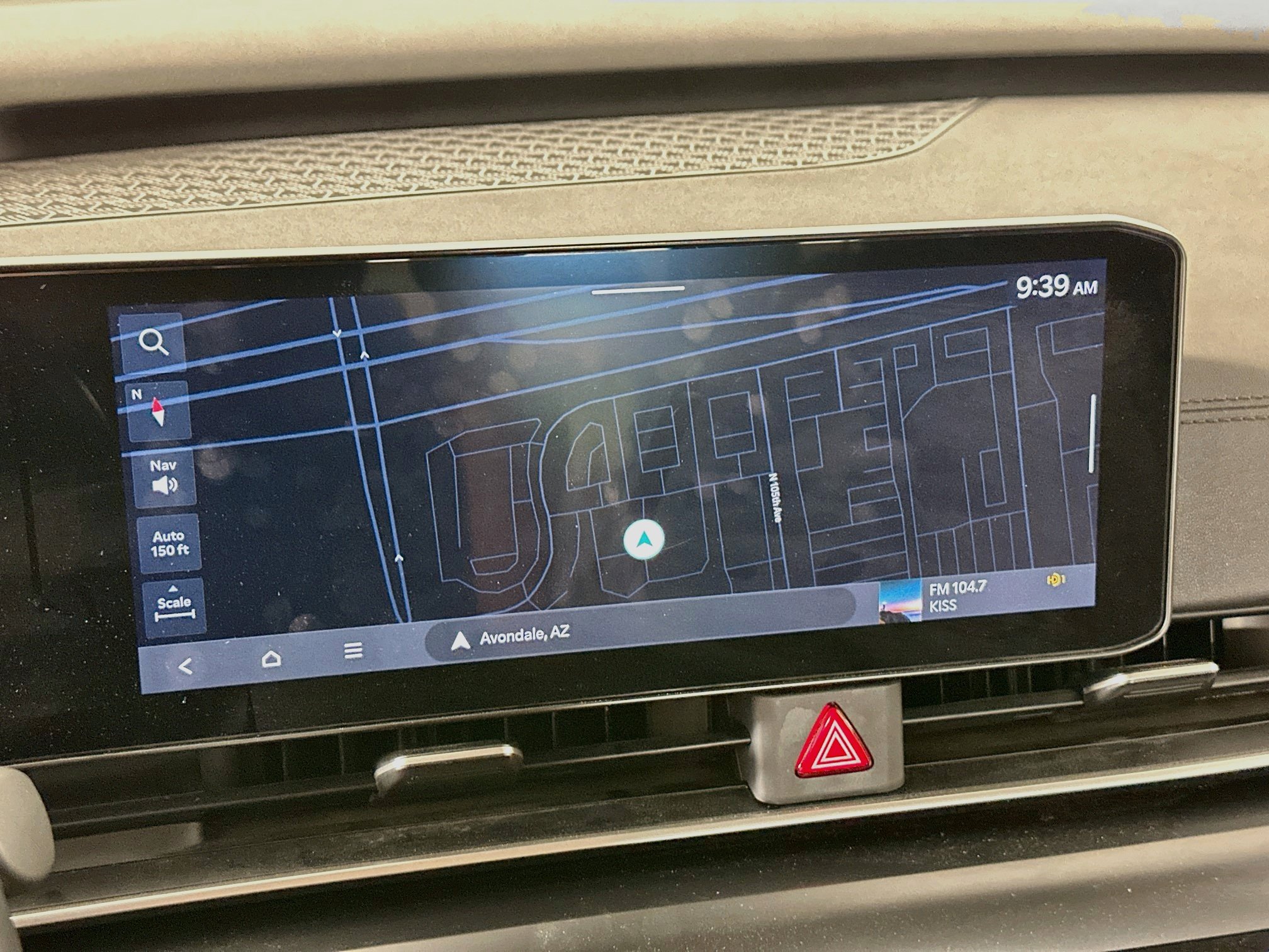 Used 2025 Kia Carnival FWD image 22