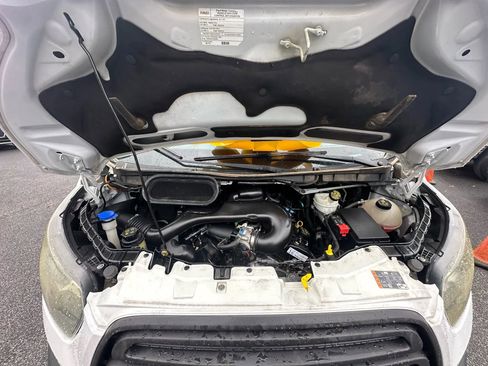 Used 2017 Ford Transit 350 XL image 9