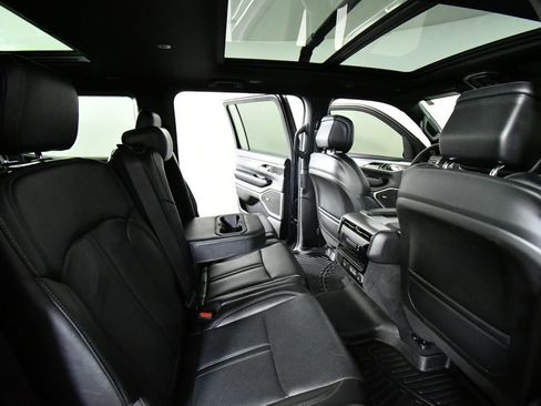 Used 2024 Jeep Wagoneer Series II AWD/4WD image 25