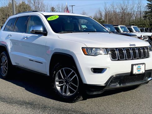 Used 2021 Jeep Grand Cherokee Limited image 2