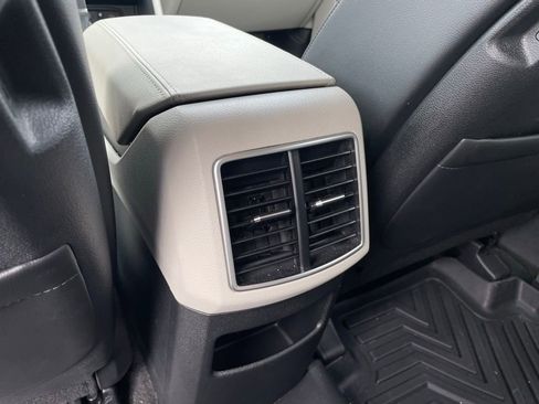 Used 2024 Kia Sportage EX image 27