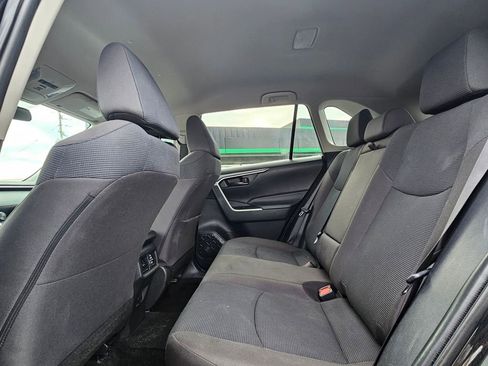 Used 2024 Toyota RAV4 LE image 19