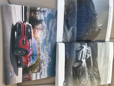 Used 2022 Ford Explorer Limited w/ Hybrid Equipment Group 310A image 17