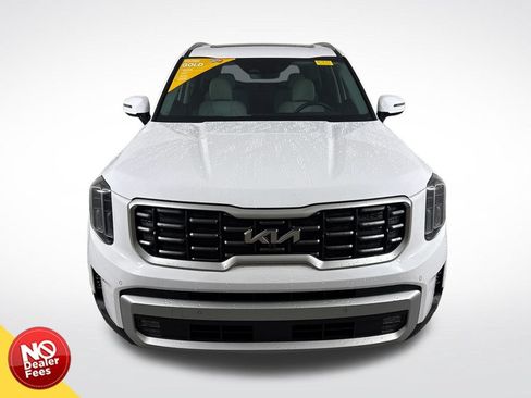 Used 2025 Kia Telluride SX w/ SX Captain's Chair Package FWD image 9