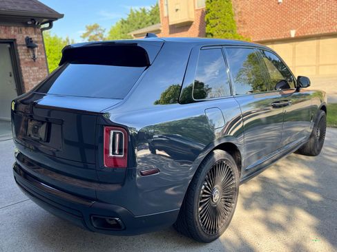 Used 2021 Rolls-Royce Cullinan image 20