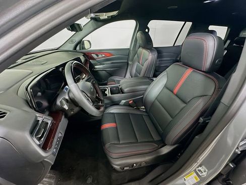New 2026 Chevrolet Traverse RS image 22