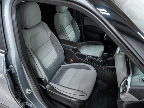 Used 2024 Chevrolet TrailBlazer LT w/ Driver Confidence Package image 18