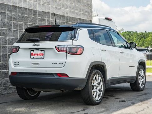 Used 2025 Jeep Compass Limited AWD/4WD image 6