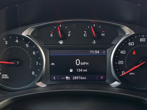 Used 2023 Chevrolet Equinox LT image 10